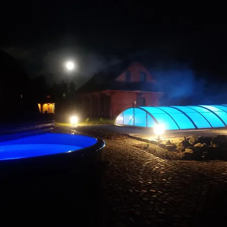 Sowiogorska Ostoja 아파트 *