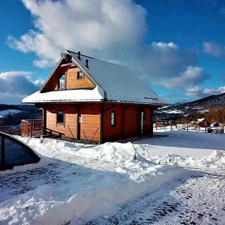 Sowiogorska Ostoja 아파트 *